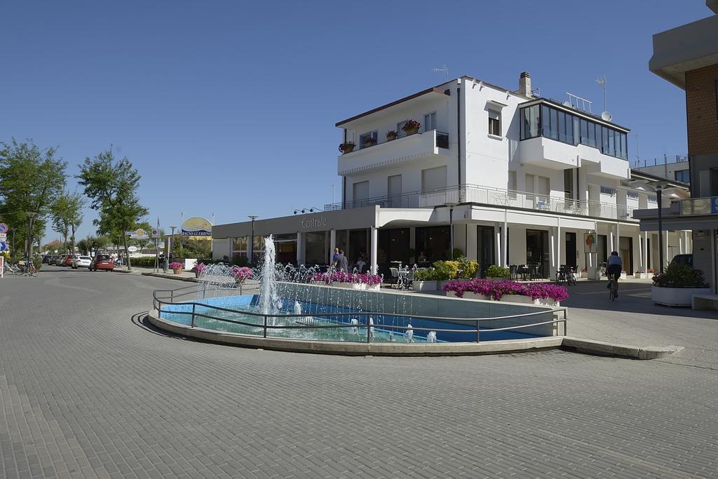 Hotel Villa Boschetti San Mauro Mare Exterior foto